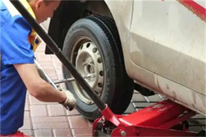 盘锦附近拖车24小时服务热线电话
